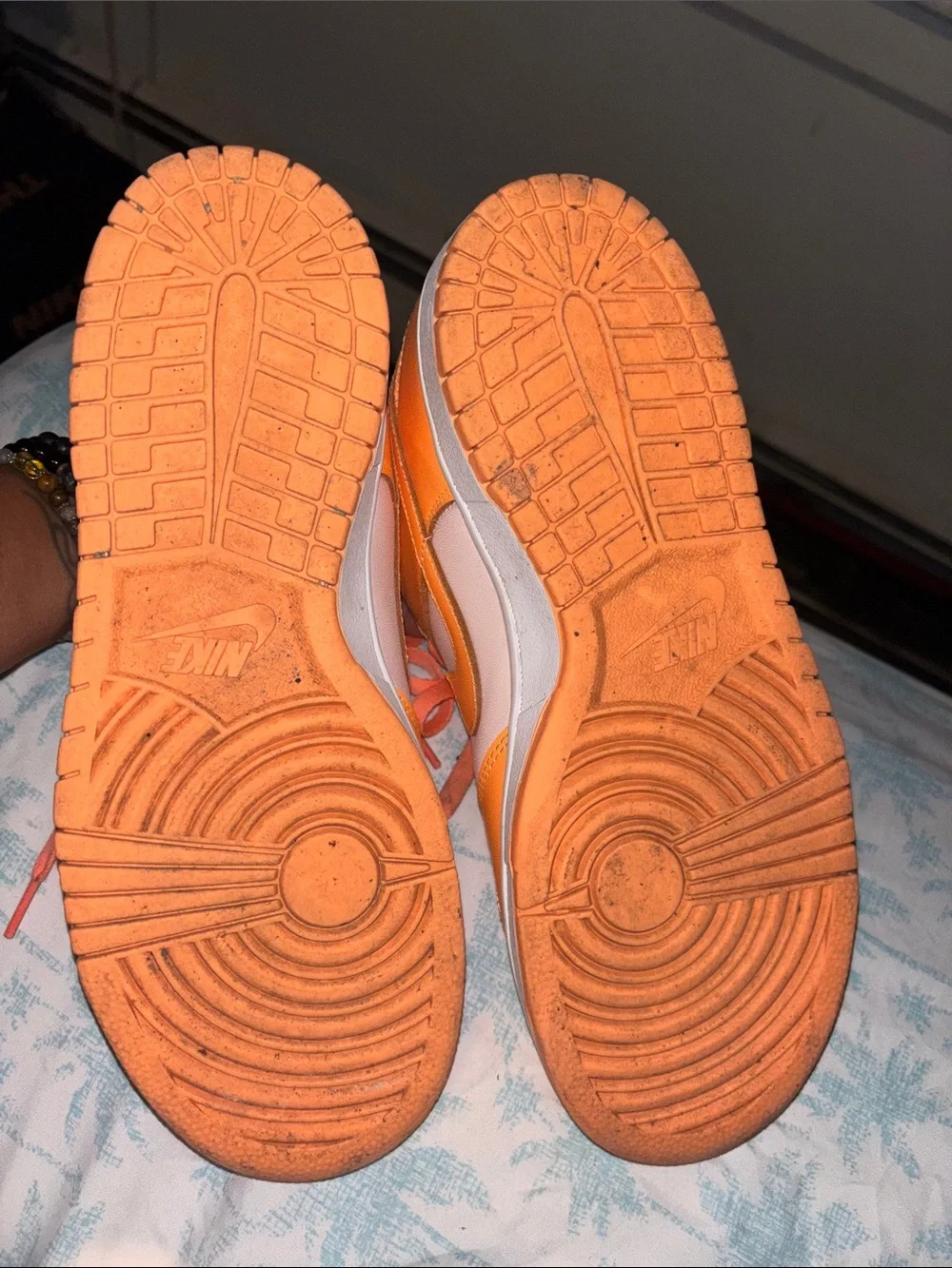 Nike men peach  and Light orange Low-Top Sneakers with orange  Laces